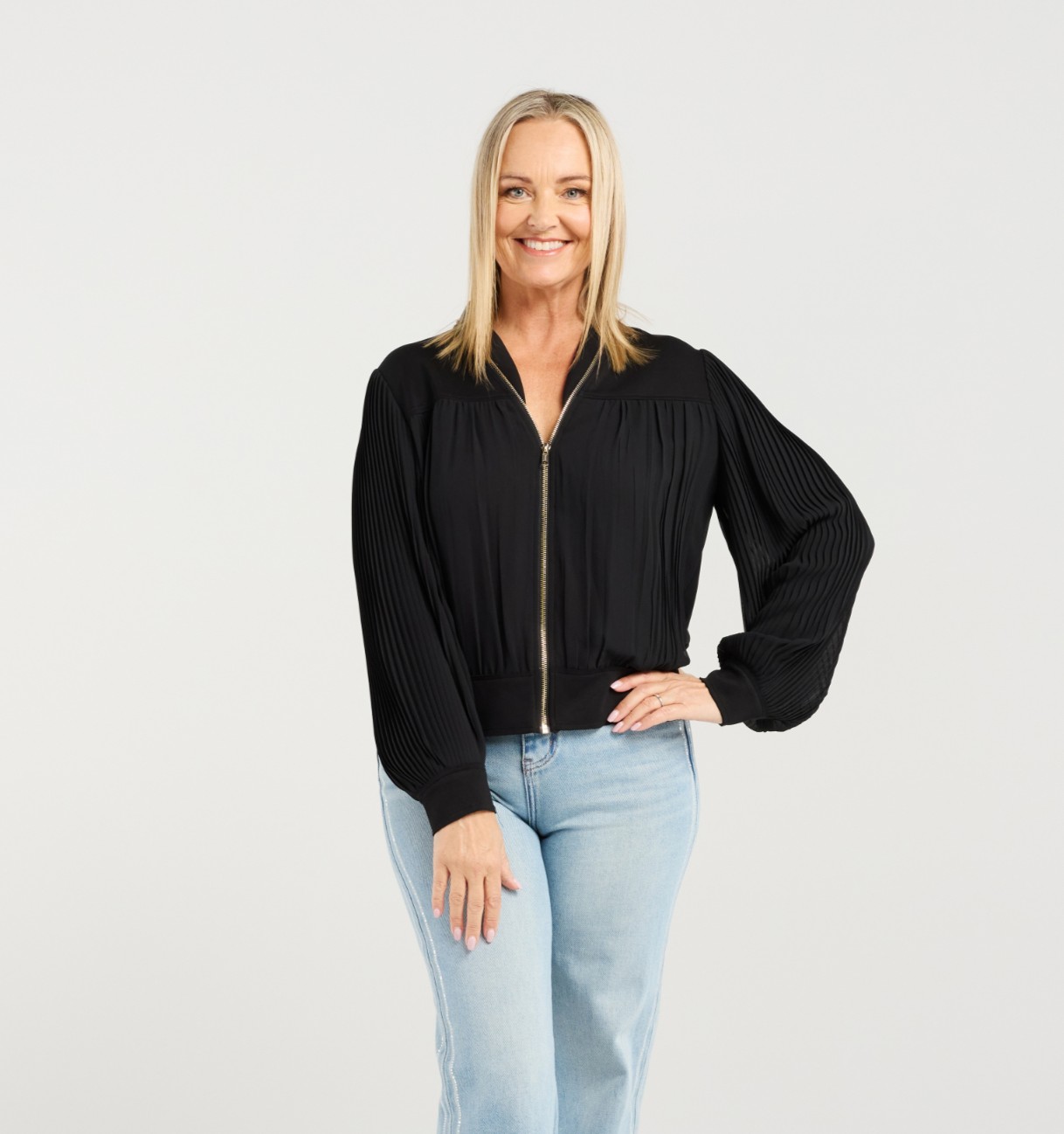 6930f54ee4ddeec845c266fa_Z4102B Ruby Jacket Black (9)