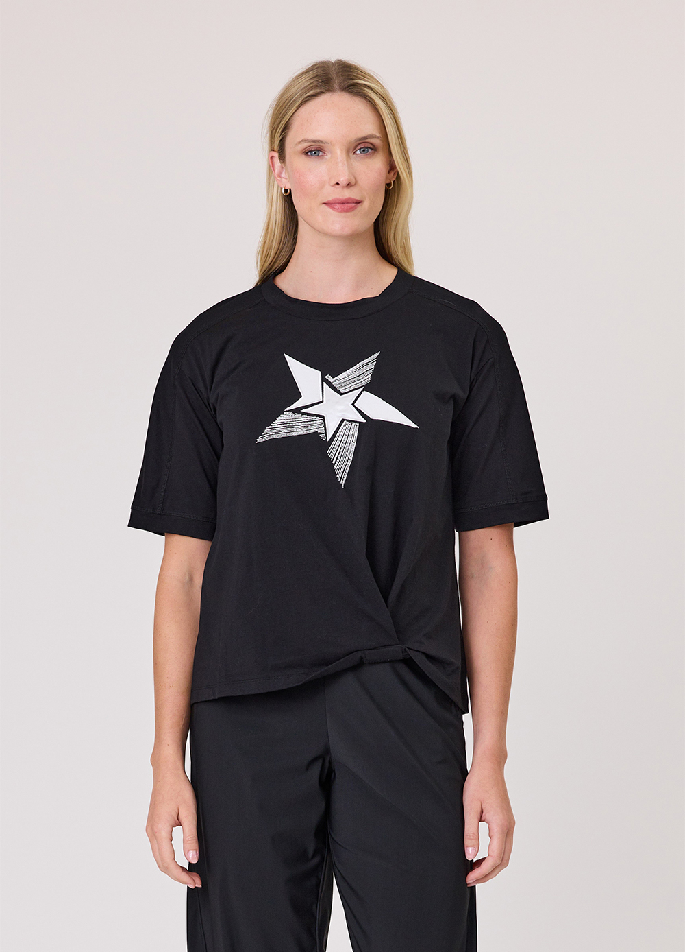 NDU30167A_Black w Star_1